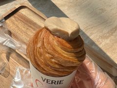 -VERIE BAKEHOUSE