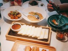 -荷塘秋月·本帮江浙菜(国权路店)