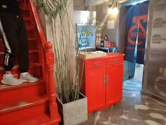 -HIGH FIVE哈福手工汉堡(桂林路店)