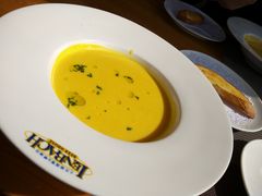 南瓜浓汤-LENBACH兰巴赫西餐啤酒坊(大连星海广场店)