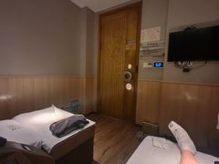 -新盈光·云会所(百丈东路店)