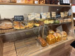 -沁屋面包店(人民东路店)