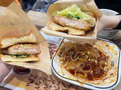 -魏家凉皮(博水商务大厦店)