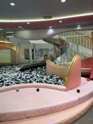 -奈尔宝·国风主题儿童乐园·亲子餐厅(豫园商城店)