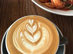 咖啡拿铁-ROAST coffee & eatery