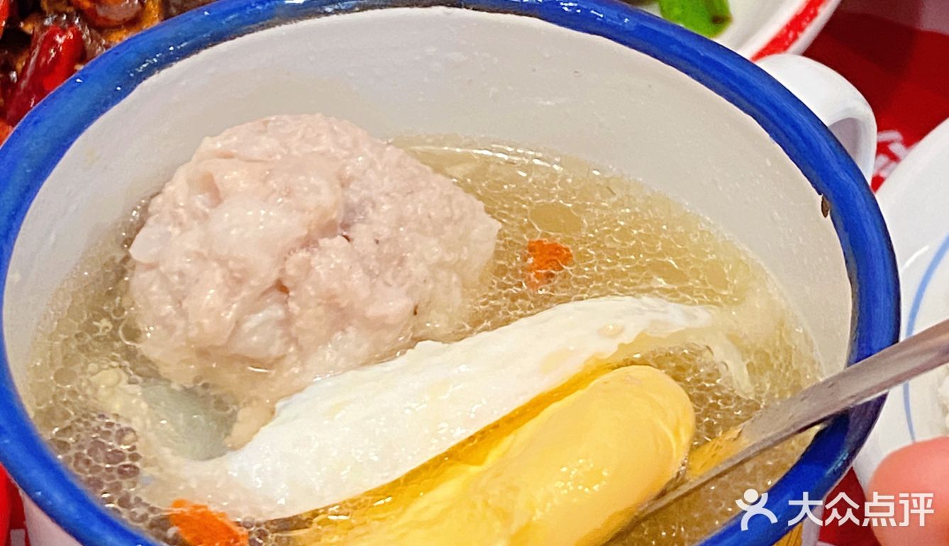 人均30吃🉐开心，打工人的饭堂