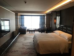-中山利和希尔顿酒店