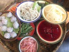 -王婆乔鲜鱼自助火锅(蜀汉路店)