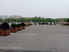 -新场古镇-停车场