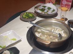 -喃喃椰·糟粕醋·椰子鸡火锅(七堡花园店)