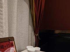-皇城根·鲁菜济南菜·吊炉烤鸭·炒鸡鱼头(济南旗舰店)
