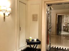 -富力丽思卡尔顿酒店健身中心