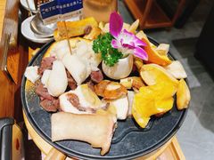 -一朵菌·野生菌探索家火锅(南亚店)