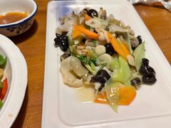 -旺角小渔村·海肠捞饭开创者(环山路店)