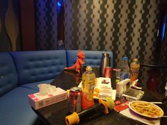 -乐界KTV(虹桥中心店)