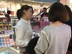 -4iNLOOK美瞳店(上海日月光中岛店)