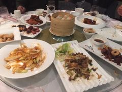 -御花园·粤菜·海鲜火锅(中山公园店)