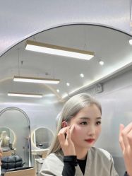 -Tloml salon