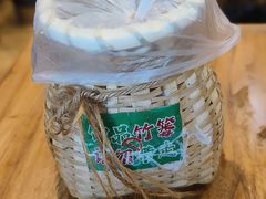 -云阿蛮云南生烫牛肉米线(奉贤路店)