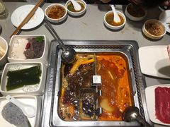 -海底捞火锅(关山保利店)