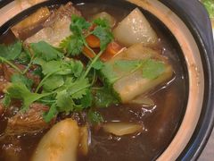 白玉萝卜牛腩煲-标记Jane's kitchen(平桥直街店)