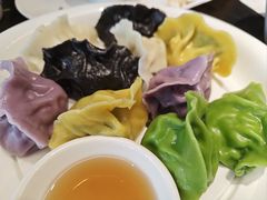 五味海鲜水饺拼盘-东莱馋房(陆家嘴店)