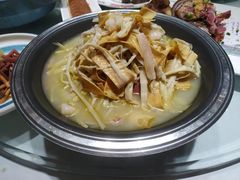 腌笃鲜-田园·晶品会(鹤庆路店)