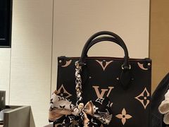 -LV路易威登(贵和购物中心店)