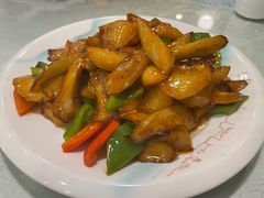 地三鲜-黄家饺子东北特色菜馆(湖滨商业街店)