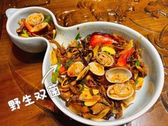 -桥边小楼·手工云南菜·古城观景小楼