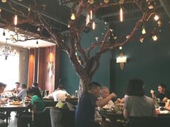-梧桐树下(云锦世家店)