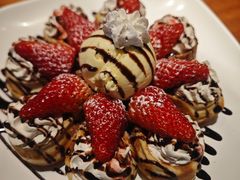 草莓松饼-StayReal Cafe(长宁来福士广场东八区店)