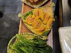 -聚汇三少·龙虾·中餐厅(莫邪路新天地店)