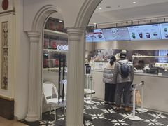 -HOT CRUSH趁热集合·现烤面包(上海环球港店)