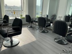 -LILI·HAIR SALON理理造型