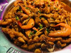 -胖哥俩肉蟹煲(万国店)