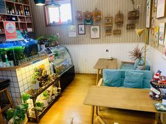 -Rabbit Cafe私房西餐甜点咖啡(栖霞路店)