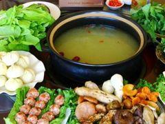 -野菌皇海景野生菌火锅(滨海大道店)