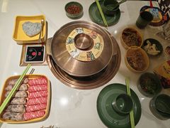 -润园四季椰子鸡火锅(卓越INTOWN店)