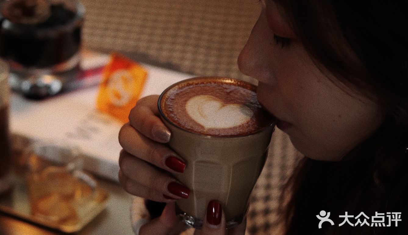 深圳探店 | 藏在酒店的红砖艺术感咖啡店