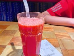 纯真西瓜汁-蜜桃餐厅·伴山(绿宝广场店)