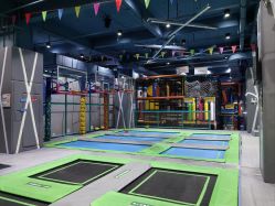 -反弹蹦床公园·亲子乐园·团建·派对(尚品奥莱店)