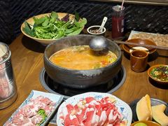 -贵厨酸汤牛肉(花果园国际中心店)