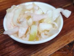 -遵义虾子张六羊肉粉(普陀路店)