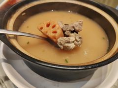 -莲餐厅·湖北菜·潜江小龙虾店(愚园路店)