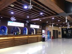 -乔波室内滑雪场