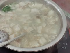 -香猪美食(中心店)