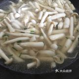 几分钟搞定家常简单快手菜之白玉菇汤