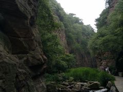 -龙潭大峡谷
