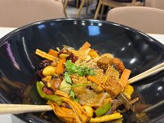 -醉人椒麻辣香锅(王府井喜悦店)